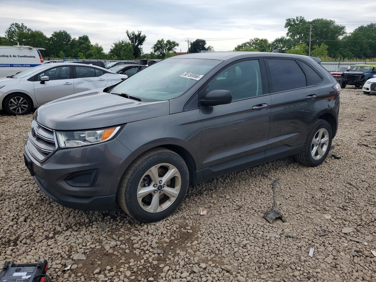 2017 Ford Edge SE, VIN 2FMPK4G99HBB56645 — Rear end