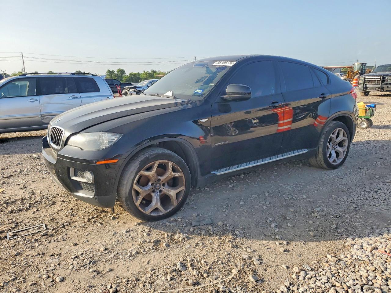 2014 BMW X6 xDrive35i, VIN 5UXFG2C57E0H09882 — Мелкие вмятины и царапины