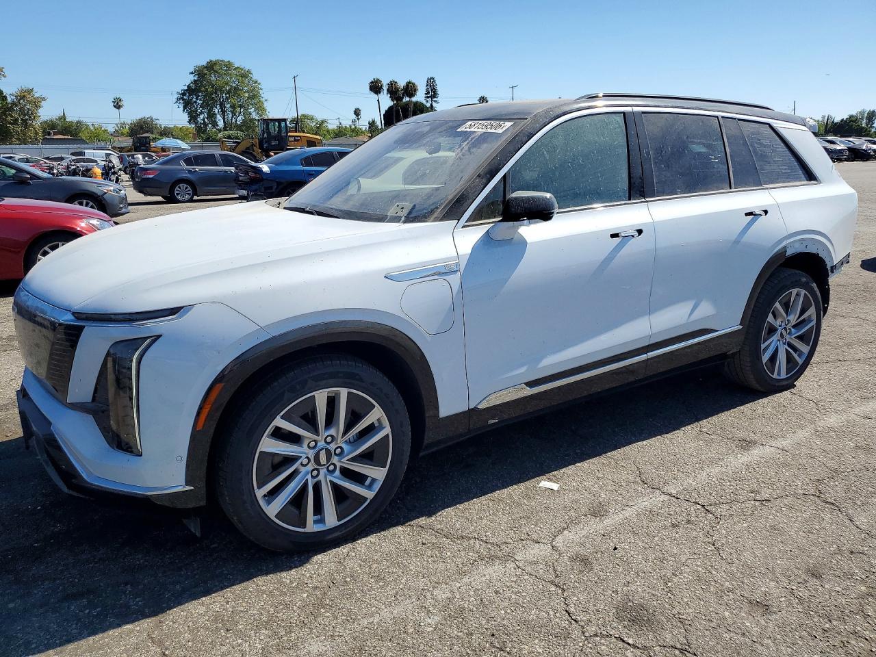 2026 Cadillac Vistiq Luxury, VIN 1GYC3KML1TZ713102 — Зад