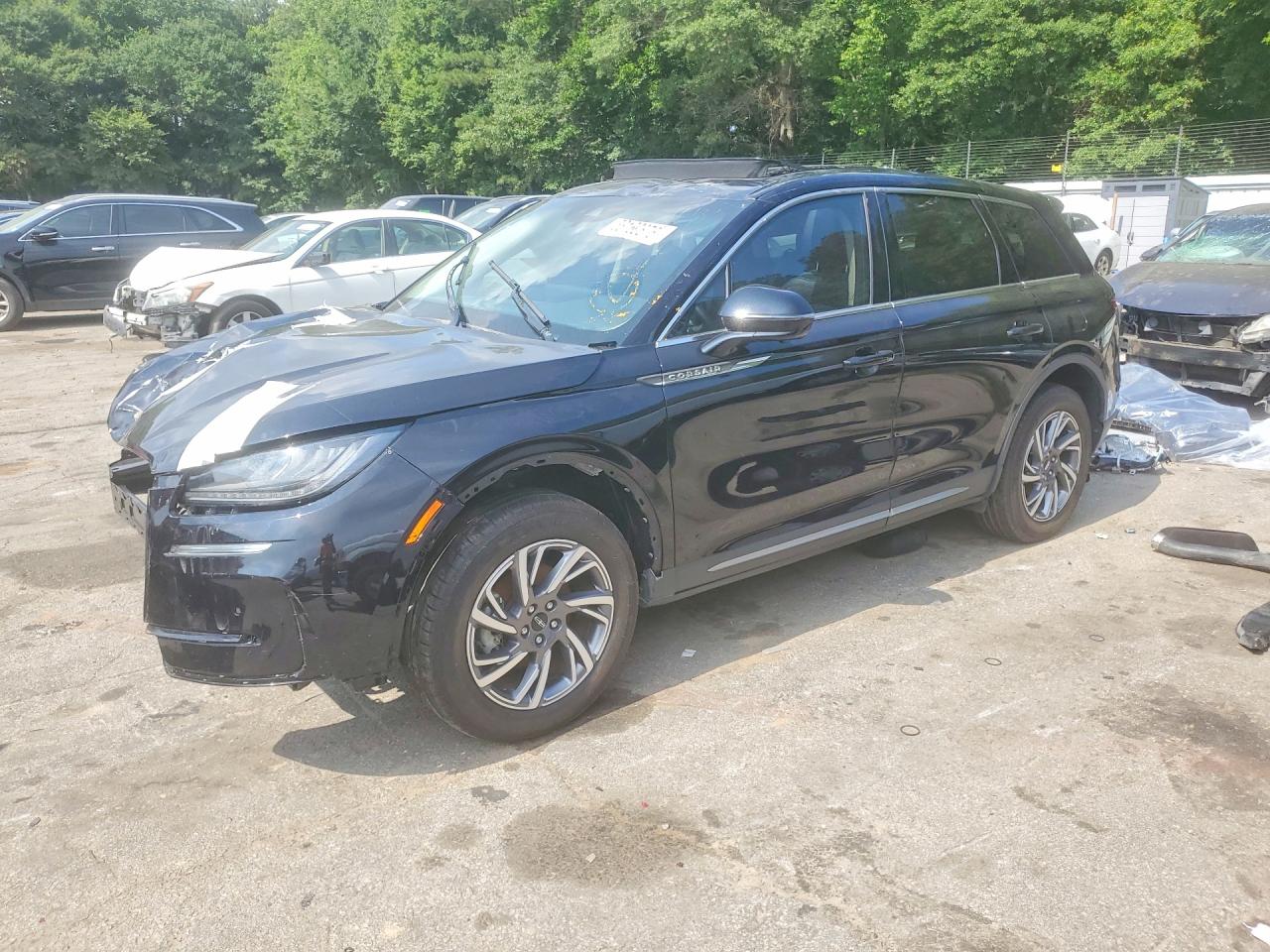 2024 Lincoln Corsair Premiere, VIN 5LMCJ1CA5RUL16514 — Front end