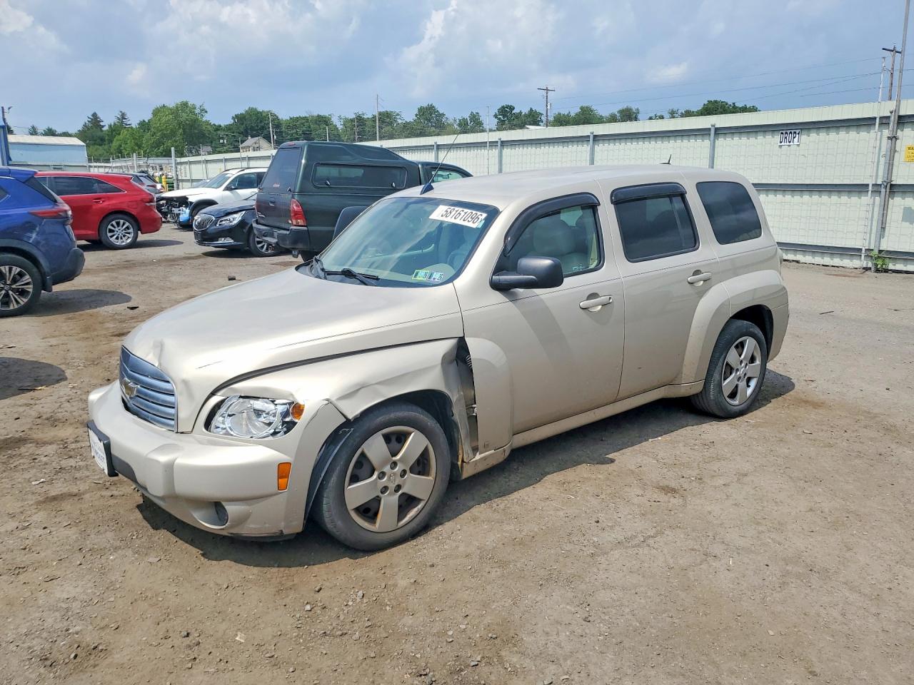 2009 Chevrolet HHR LS, VIN 3GNCA13B59S566116 — Front end