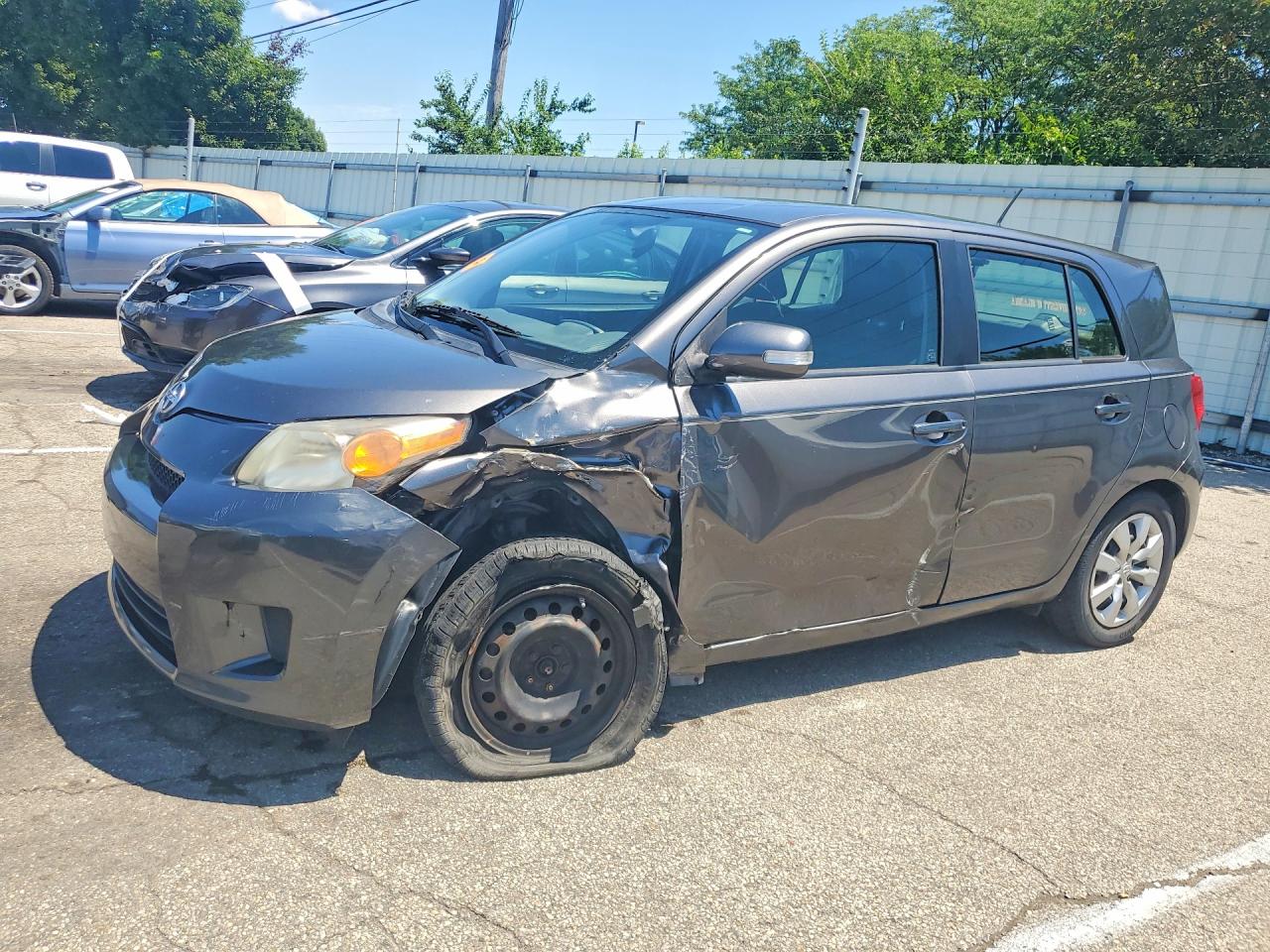 2013 Scion xD, VIN JTKKUPB48D1030328 — Front end