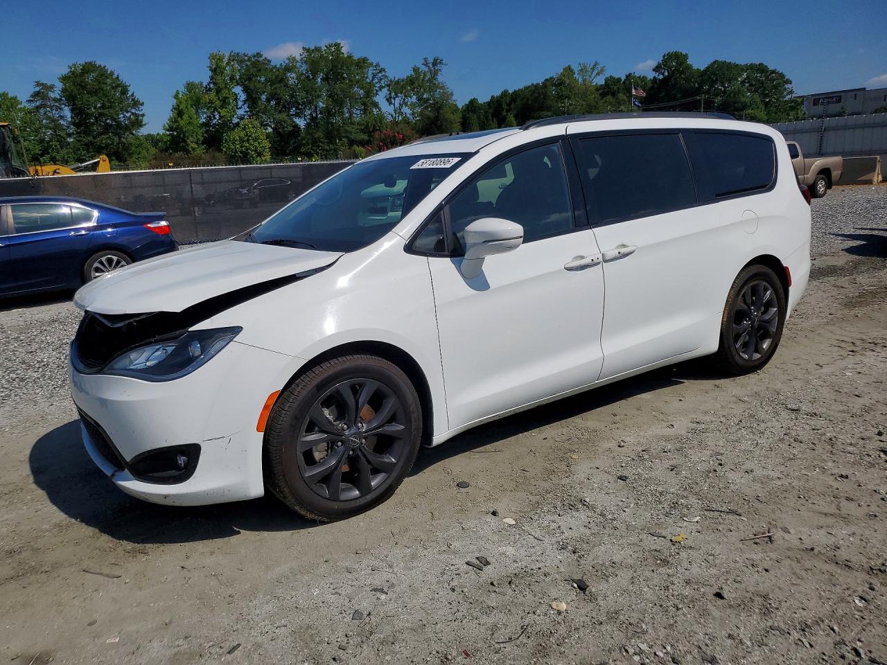 2020 Chrysler Pacifica Limited, VIN 2C4RC1GG7LR177226 — Engine fire