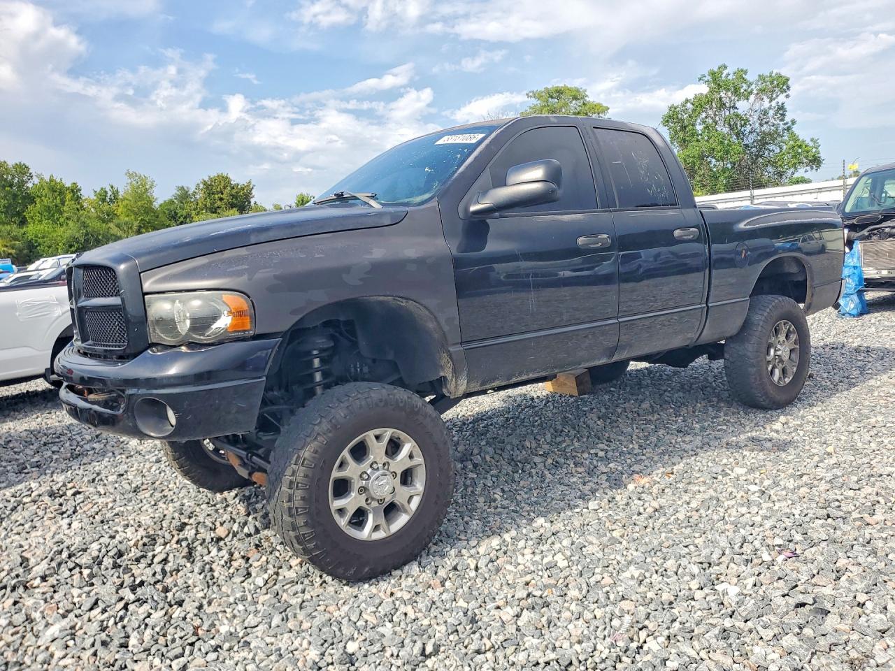 2004 Dodge 2500 SLT, VIN 3D7KU28C74G126192 — Rear end