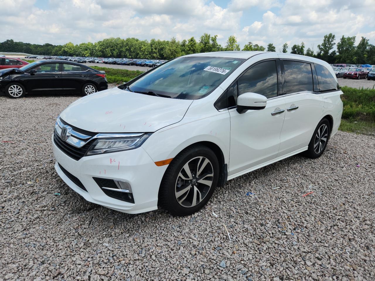 2020 Honda Odyssey Elite, VIN 5FNRL6H91LB020963 — Rear end