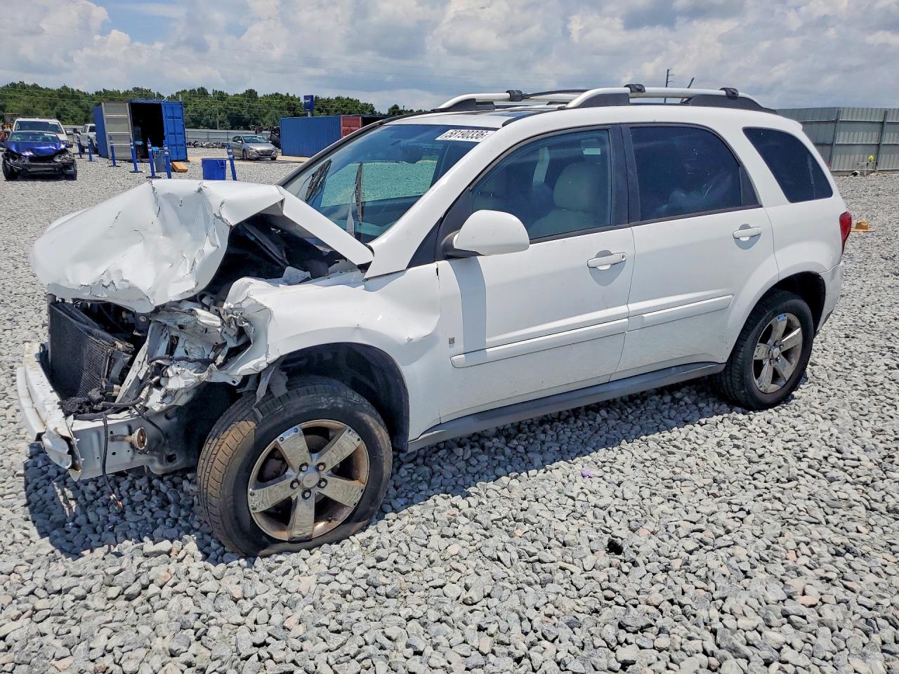 2007 Pontiac Torrent, VIN 2CKDL63F476108076 — Front end