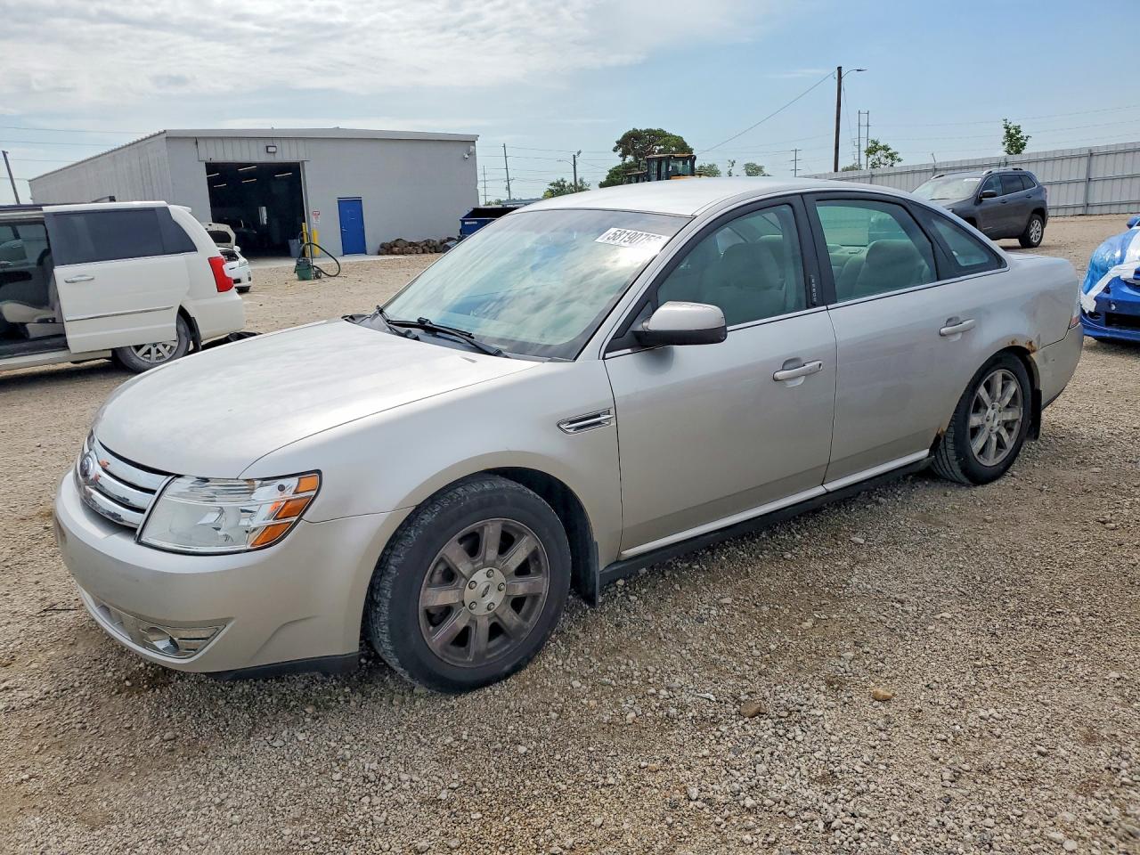 2008 Ford Taurus SEL, VIN 1FAHP24W28G141136 — Зад