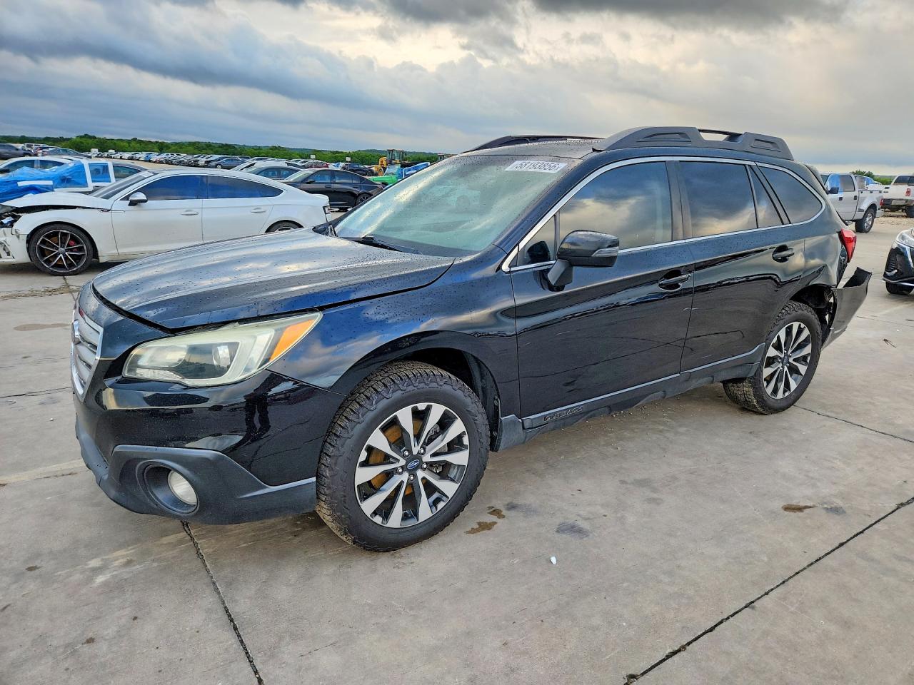 2016 Subaru Outback Limited, VIN 4S4BSENC3G3244801 — Rear end