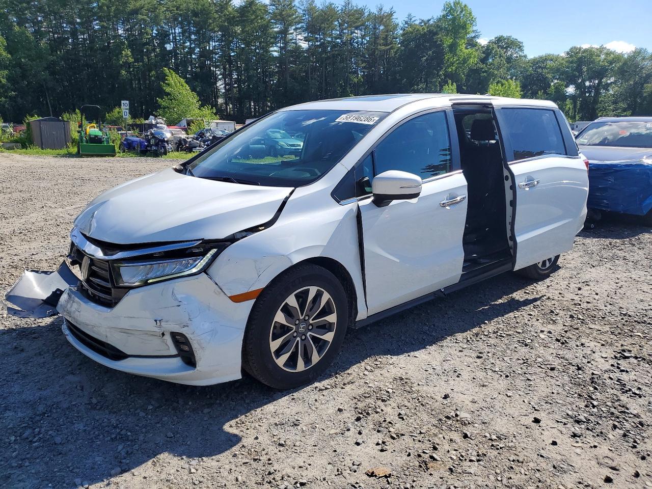 2022 Honda Odyssey EX-L, VIN 5FNRL6H77NB042208 — Front end