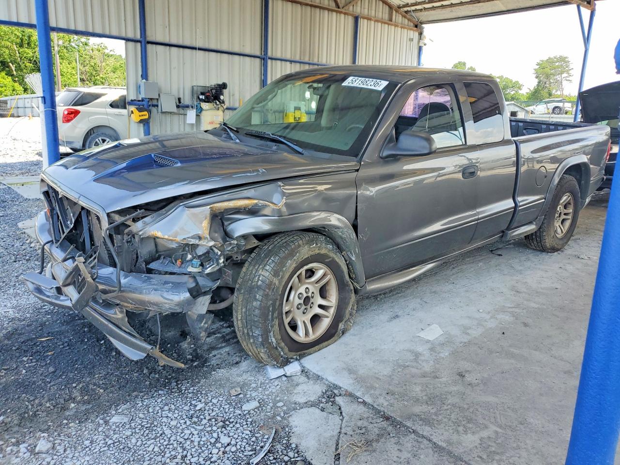 2003 Dodge Dakota Sport, VIN 1D7HL32N63S287850 — Front end