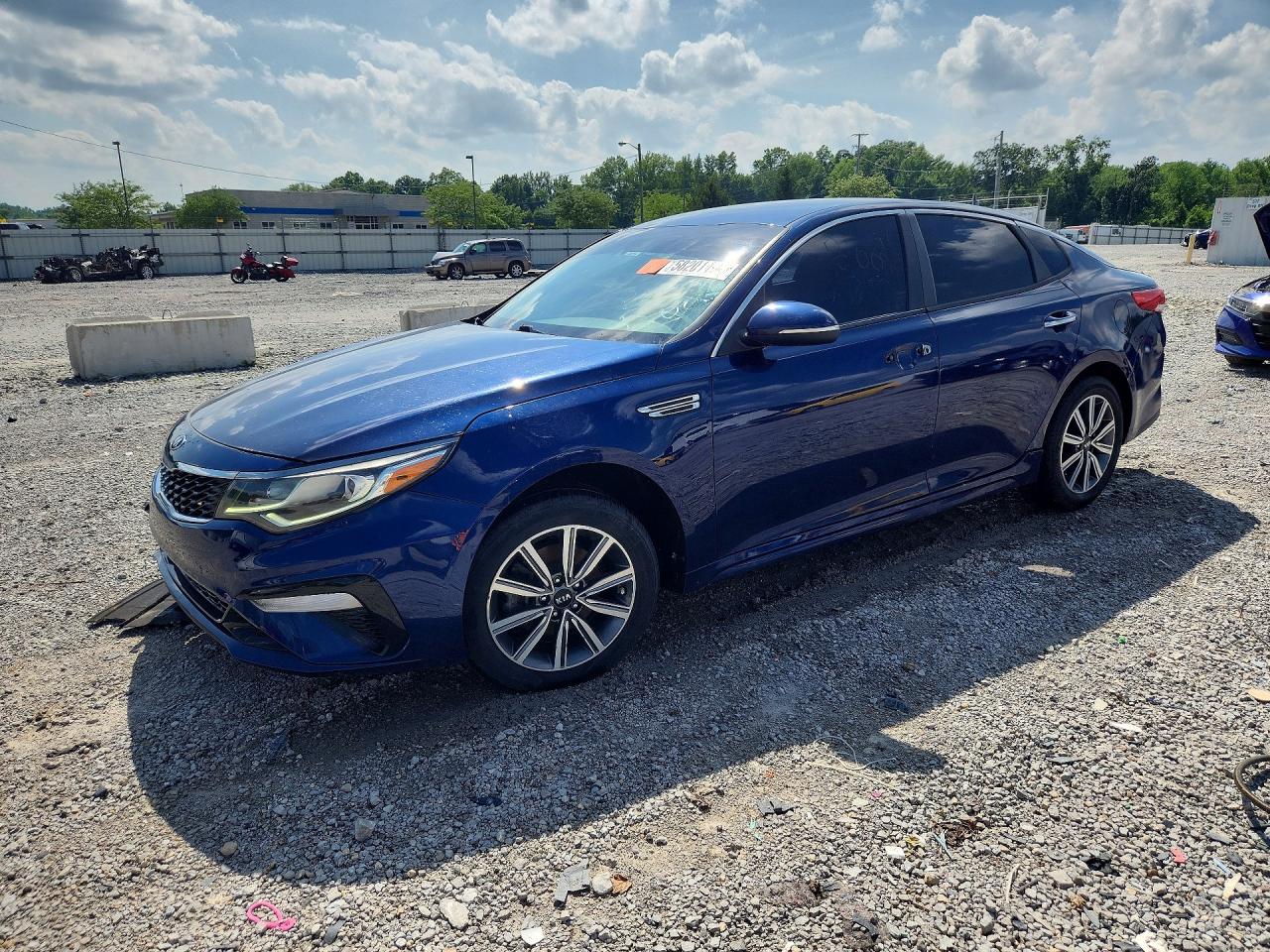 2019 Kia Optima LX, VIN 5XXGT4L3XKG360655 — Front end