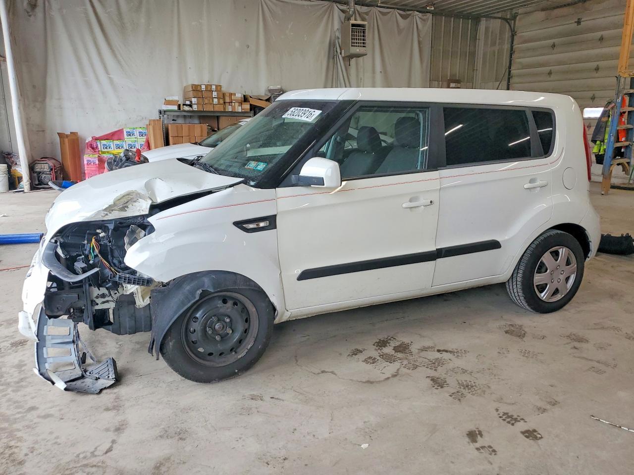 2012 Kia Soul, VIN KNDJT2A56C7434985 — Front end