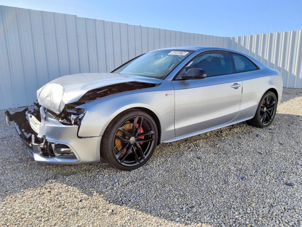 2016 Audi S5 Premium Plus, VIN WAUC4AFR2GA022757 — Перед