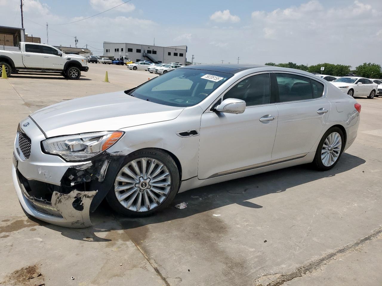 2015 Kia K900 Luxury, VIN KNALW4D45F6017086 — Side