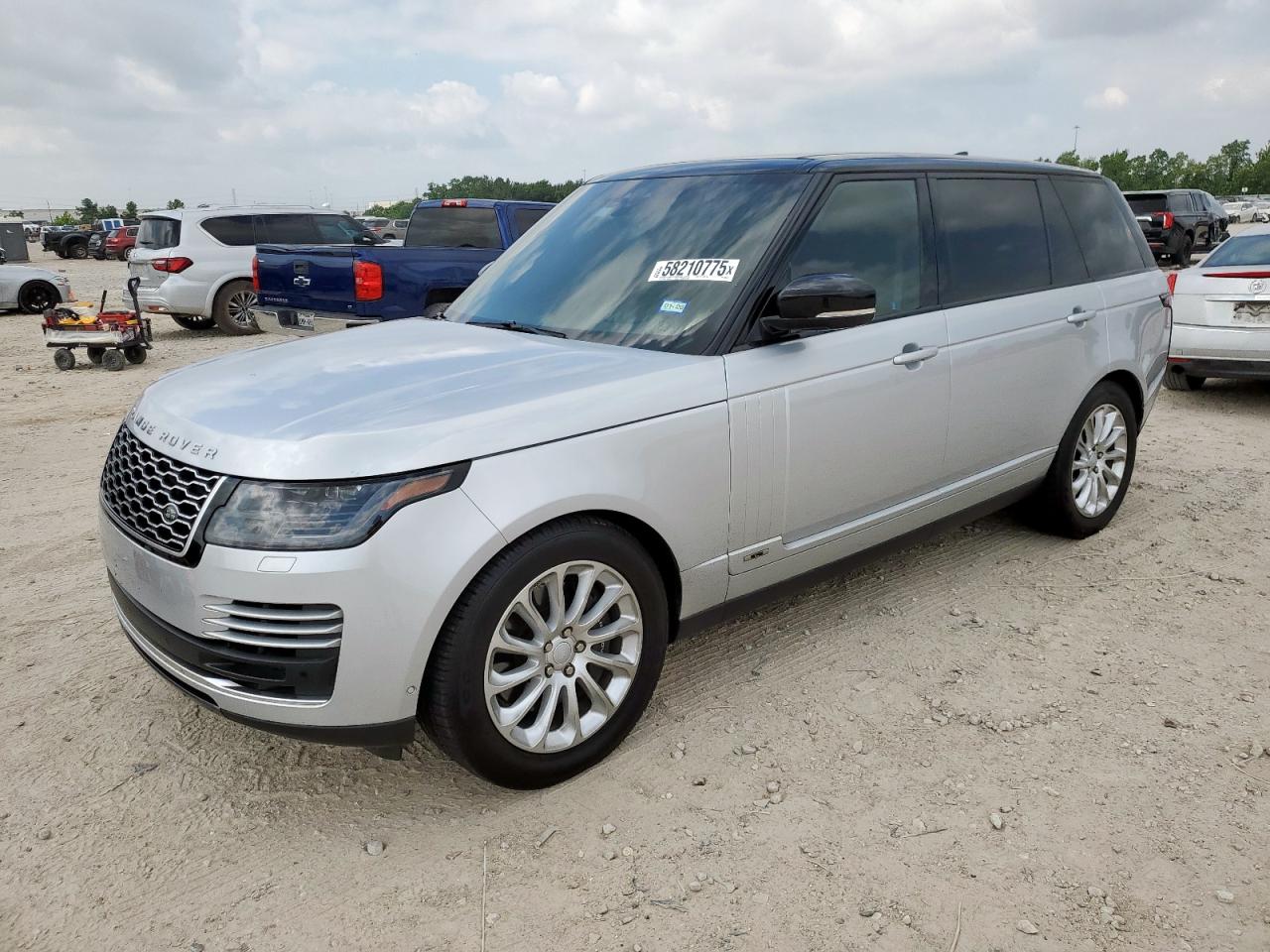 2019 Land Rover Range Rover, VIN SALGS5RE0KA530785 — Пожар в салоне
