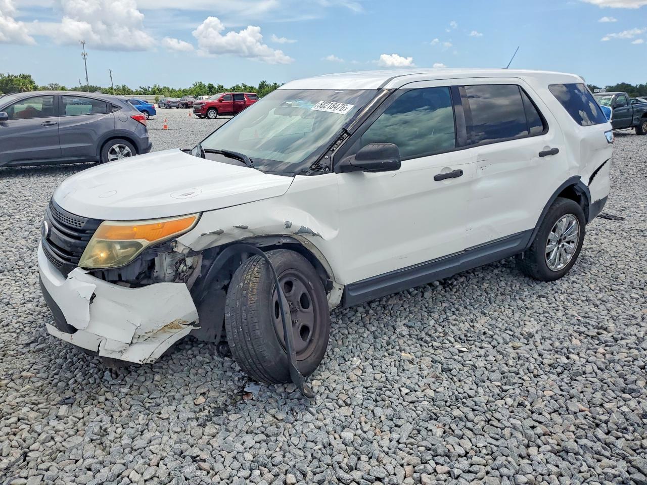 2013 Ford Police Interceptor Utility, VIN 1FM5K8AR2DGA04961 — Front end