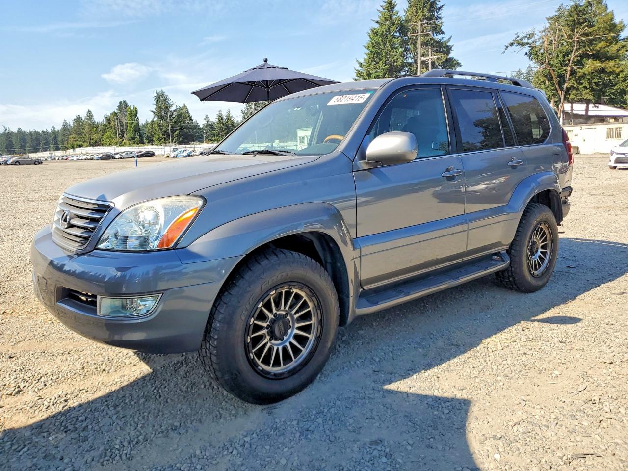 2003 Lexus GX 470, VIN JTJBT20X630008775 — Rear end