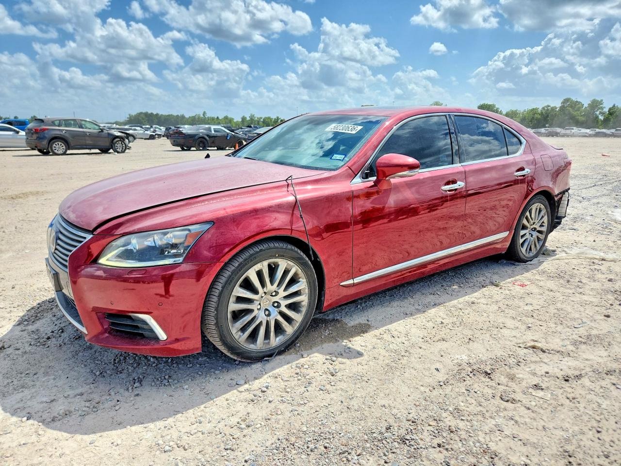 2014 Lexus LS 460, VIN JTHBL5EFXE5125462 — Rear end