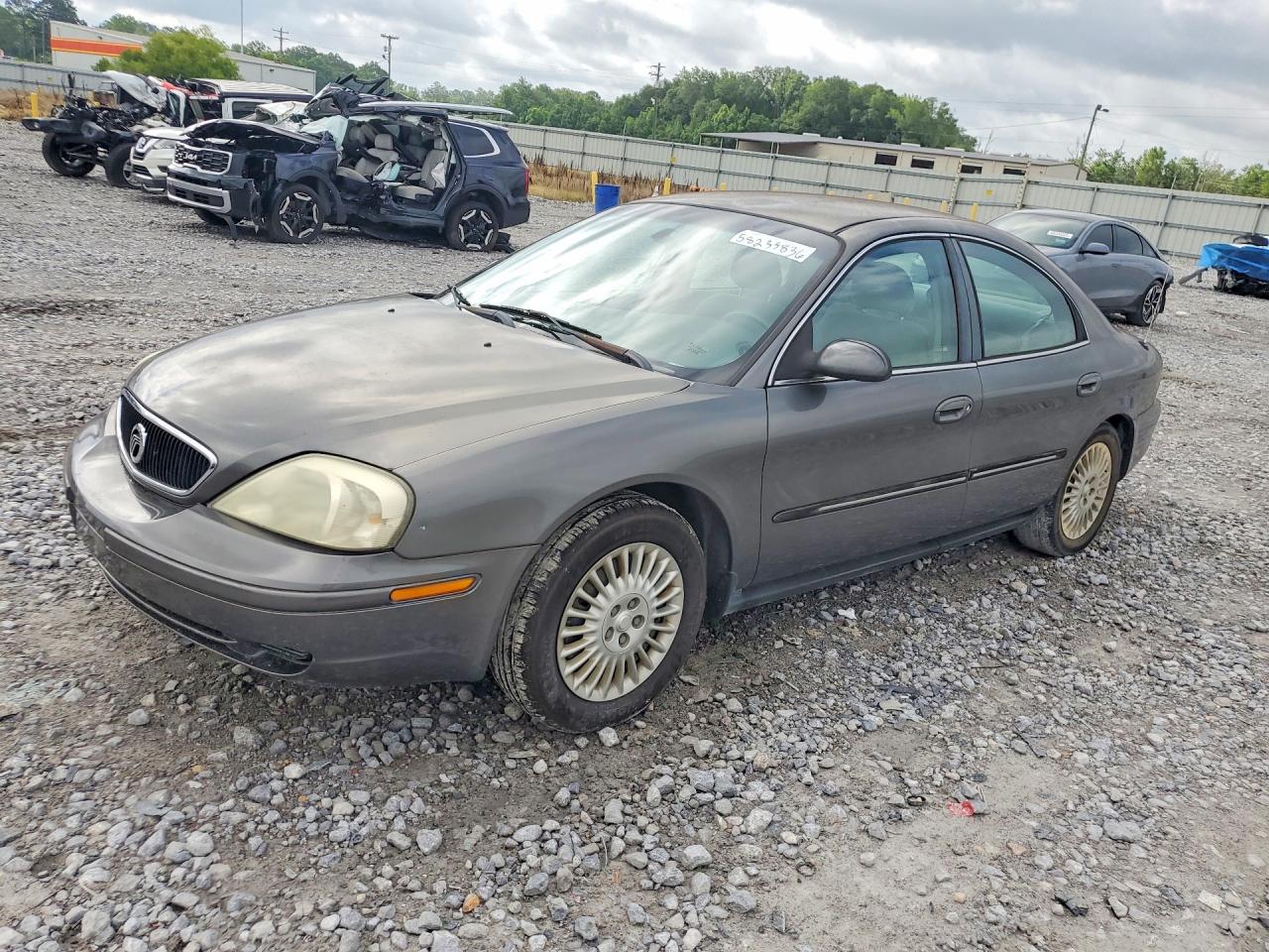 2002 Mercury Sable GS, VIN 1MEFM50U72G607679 — Side