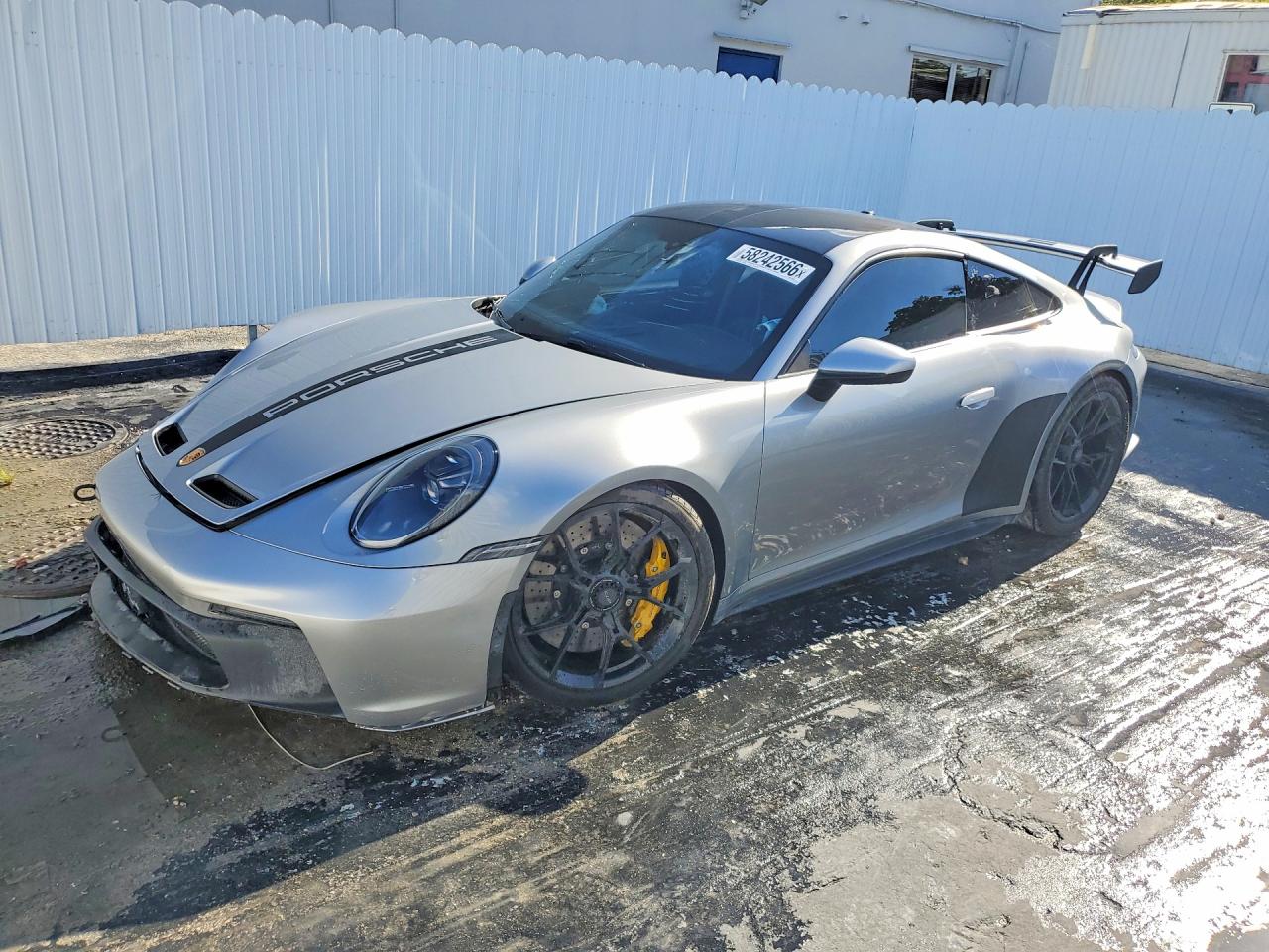 2022 Porsche 911 GT3, VIN WP0AC2A93NS268735 — Front end
