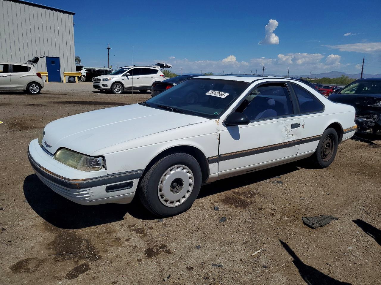 1989 Ford Thunderbird, VIN 1FAPP6046KH107791 — Side