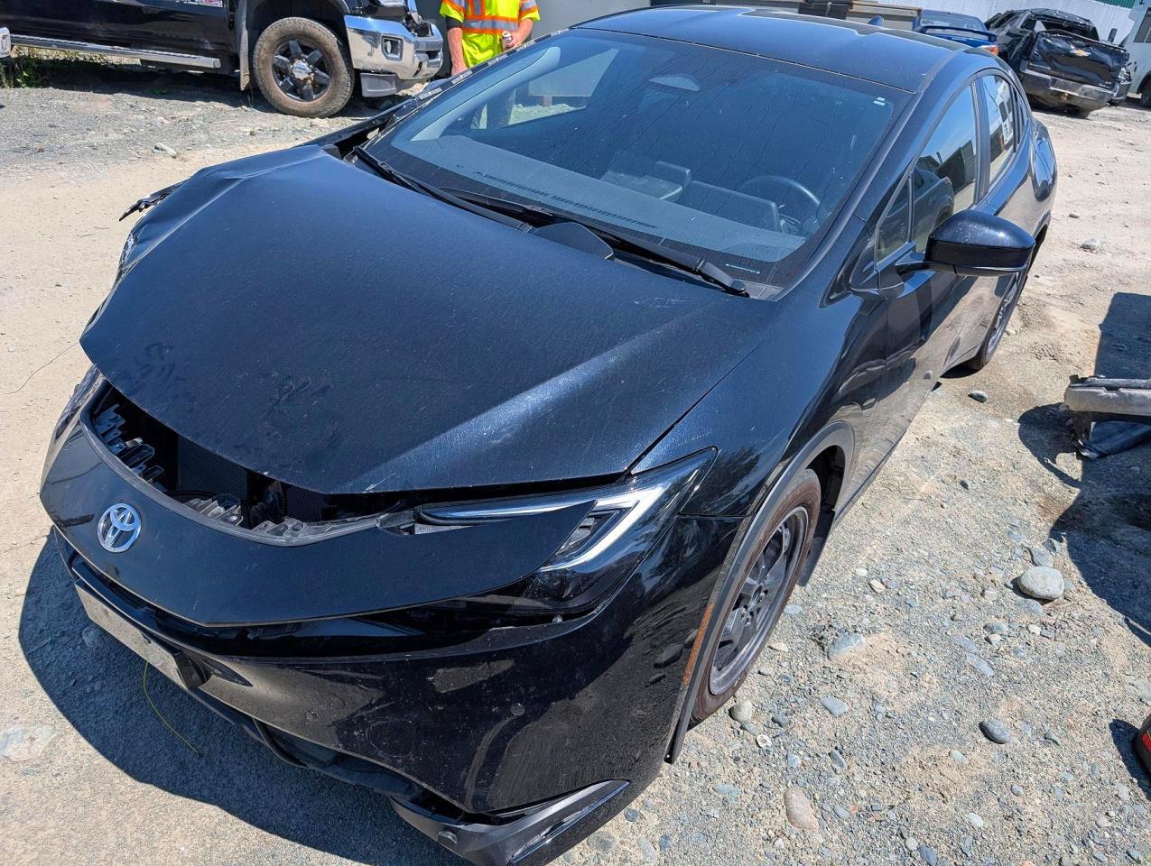 2024 Toyota Prius XSE Premium, VIN JTDACACU6R3027876 — Front end