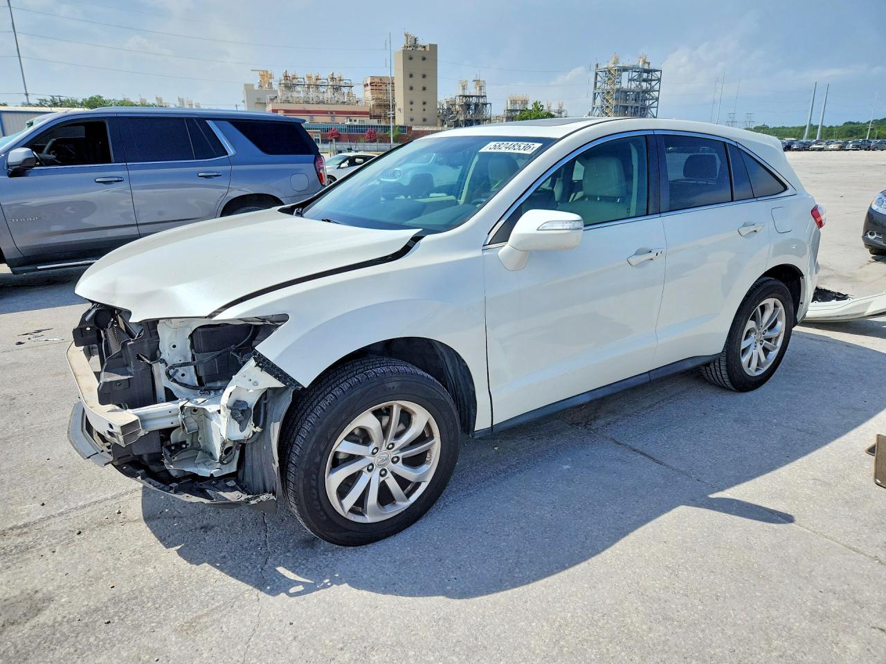 2017 Acura RDX Technology, VIN 5J8TB3H53HL006430 — Front end