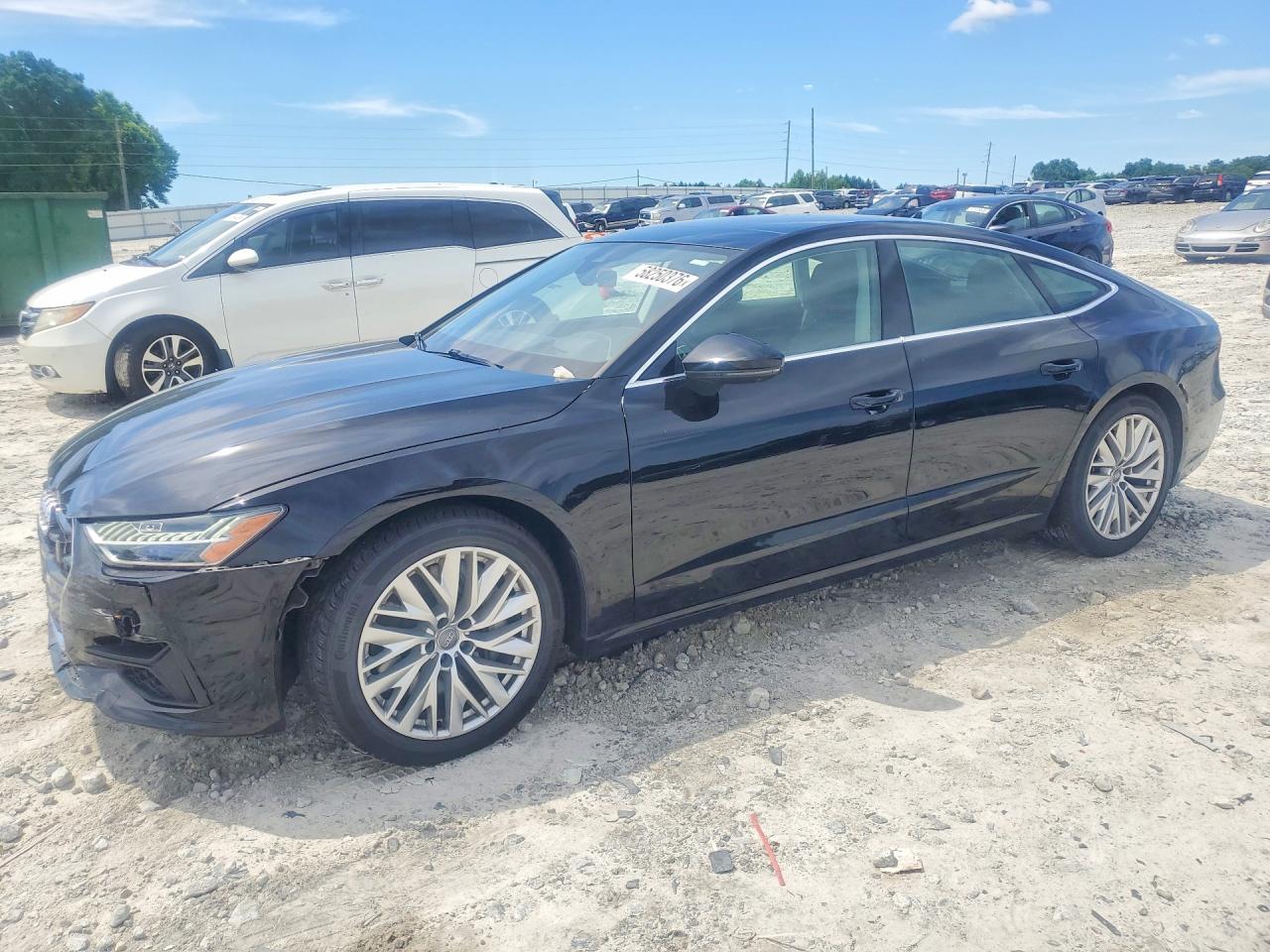 2020 Audi A7 Prestige, VIN WAUS2AF28LN033978 — Перед