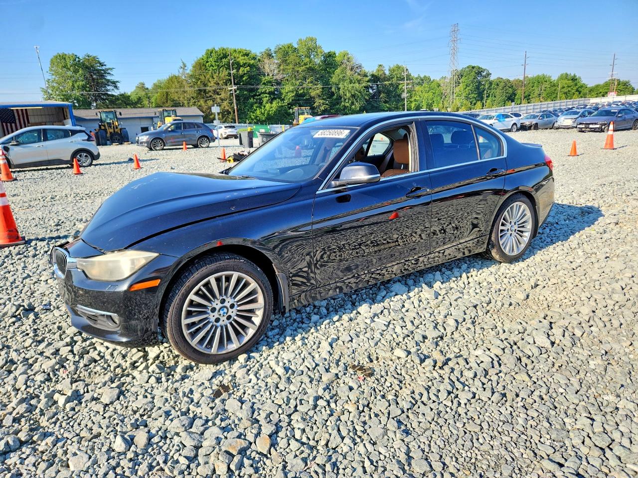 2013 BMW 3 Series 328i xDrive, VIN WBA3B5G57DNS04676 — Front end