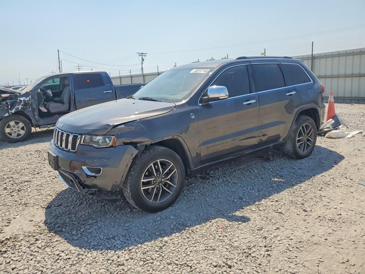 2020 Jeep Grand Cherokee Limited, VIN 1C4RJFBG4LC310981 — Front end
