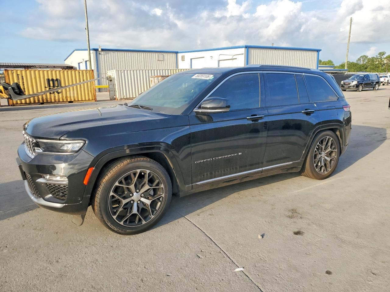 2023 Jeep Grand Cherokee Summit, VIN 1C4RJHEG0PC609736 — Rear end