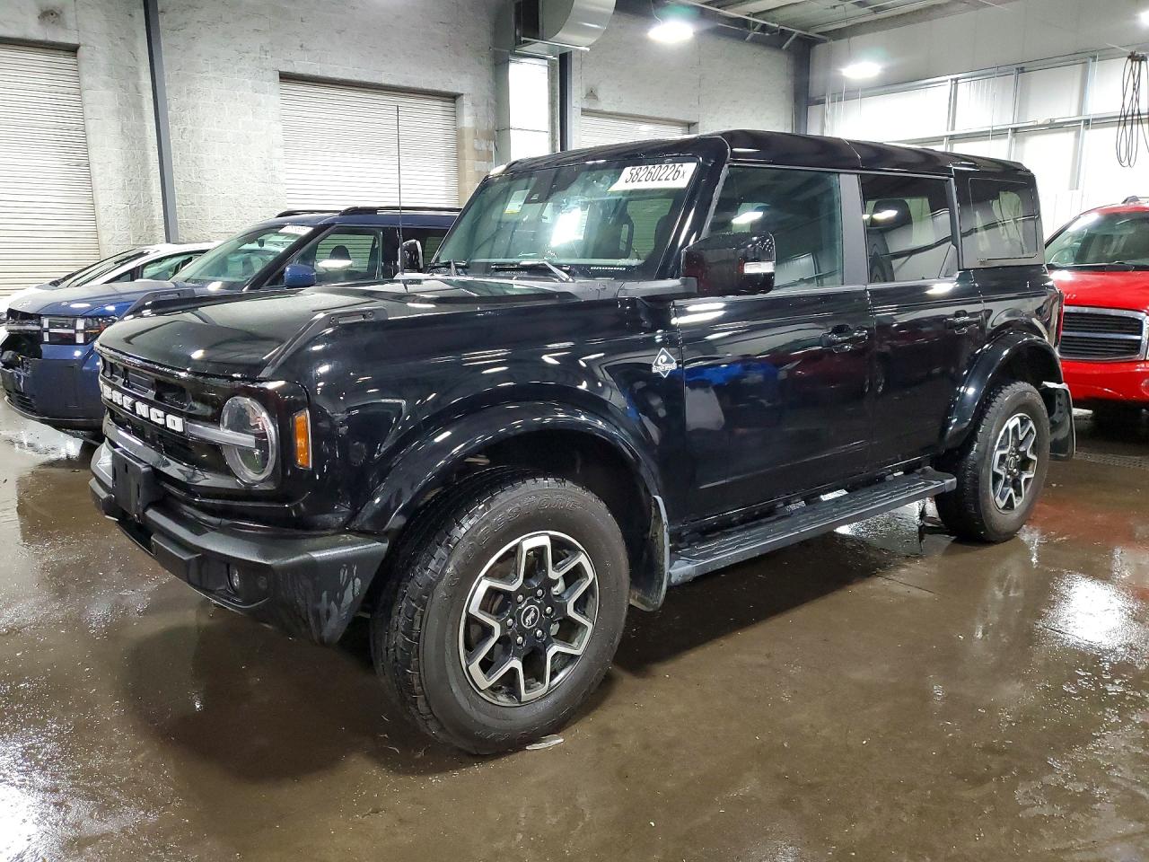 2024 Ford Bronco Outer Banks, VIN 1FMDE8BH8RLA93541 — Rear end