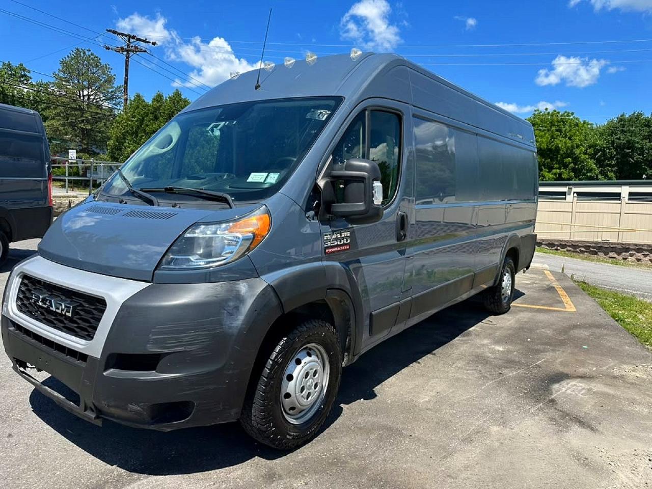 2021 Ram ProMaster Cargo, VIN 3C6MRVJG5ME563212 — Minor dents and scratches