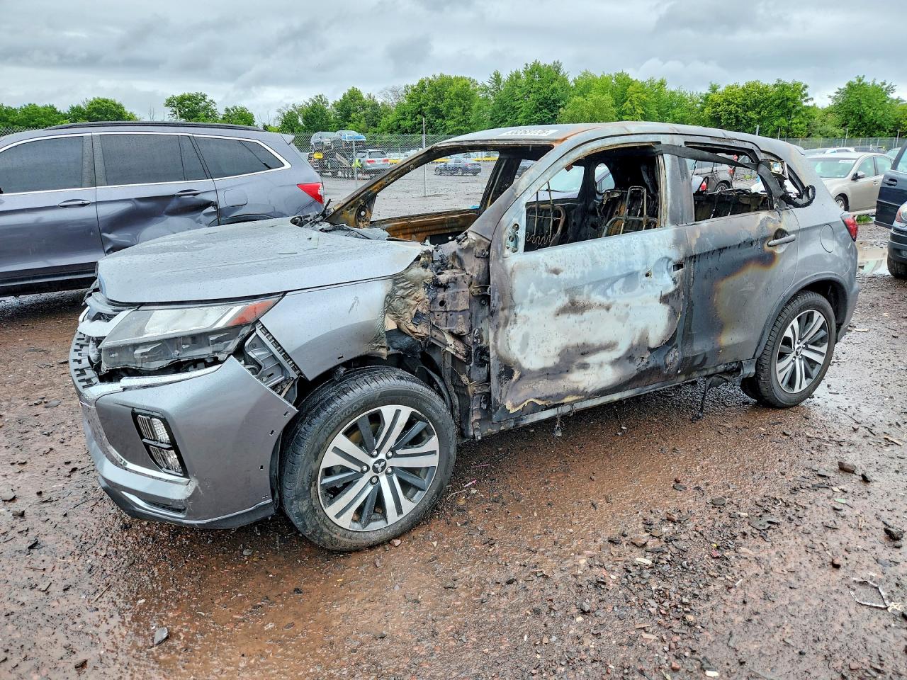 2021 Mitsubishi Outlander ES, VIN JA4APUAU0MU004194 — Burn
