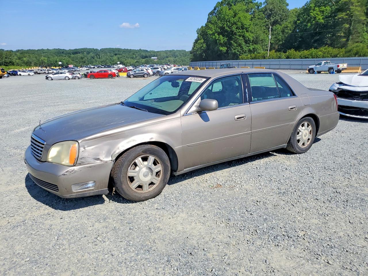 2003 Cadillac DeVille, VIN 1G6KD54Y13U233380 — Front end