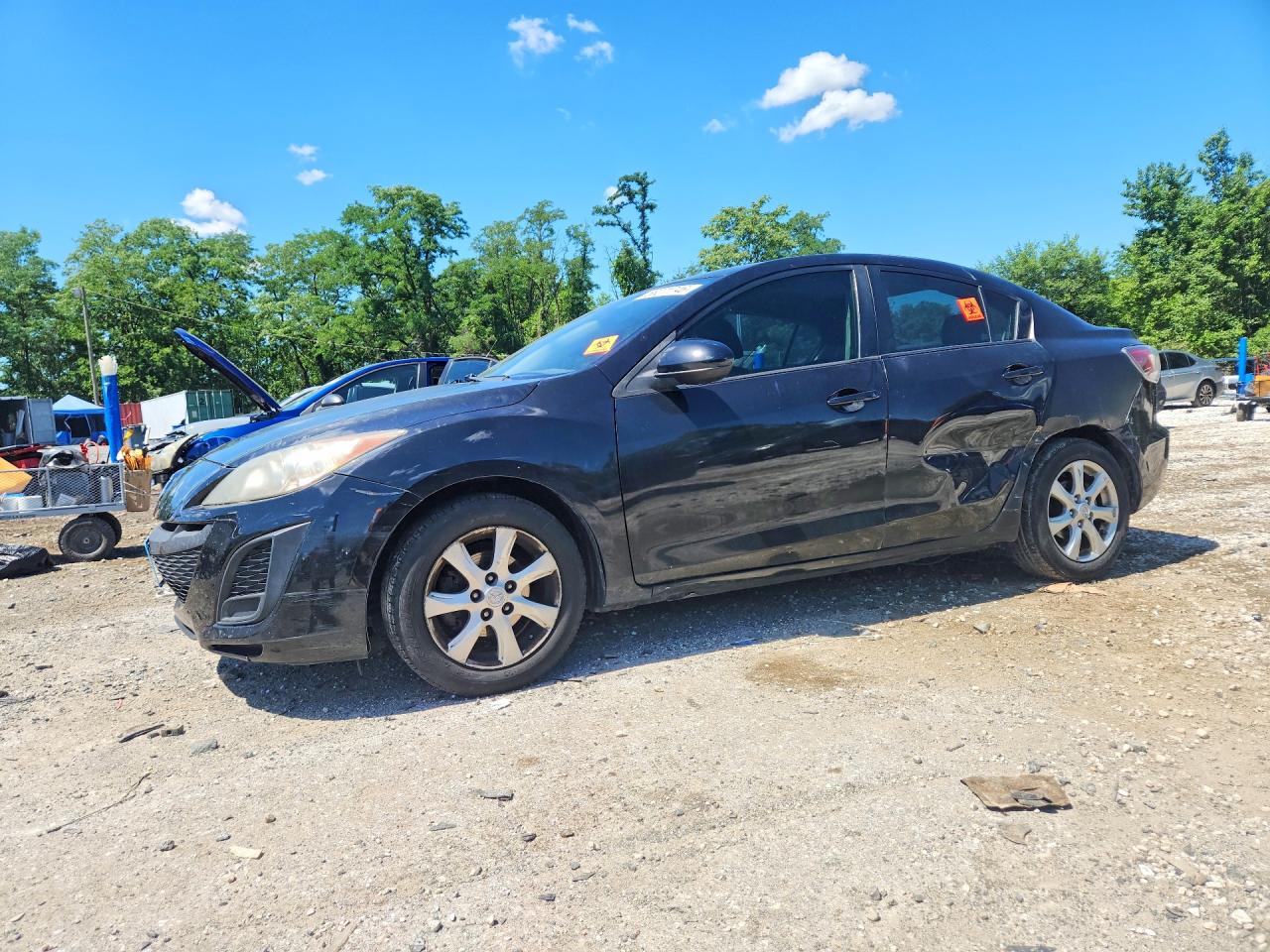 2010 Mazda 3 i Touring, VIN JM1BL1SG3A1288169 — Side