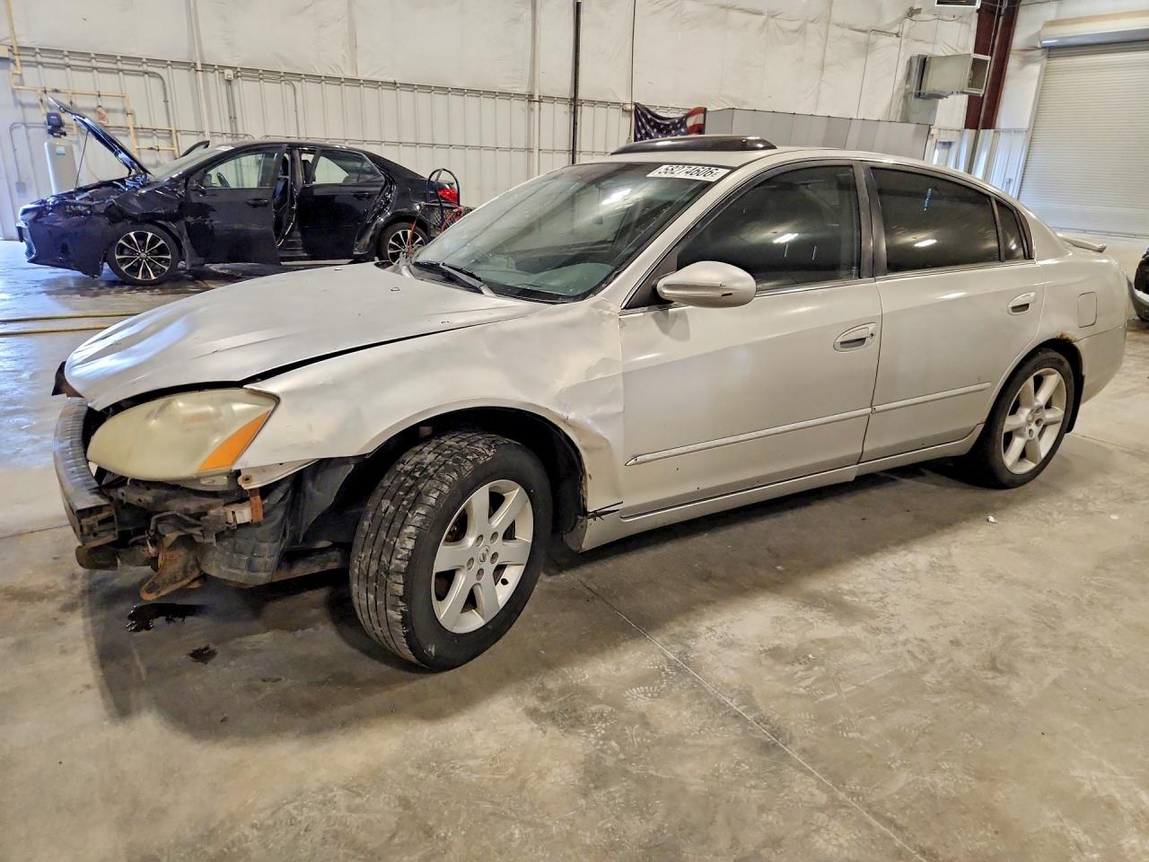 2003 Nissan Altima S, VIN 1N4AL11D03C248972 — Front end
