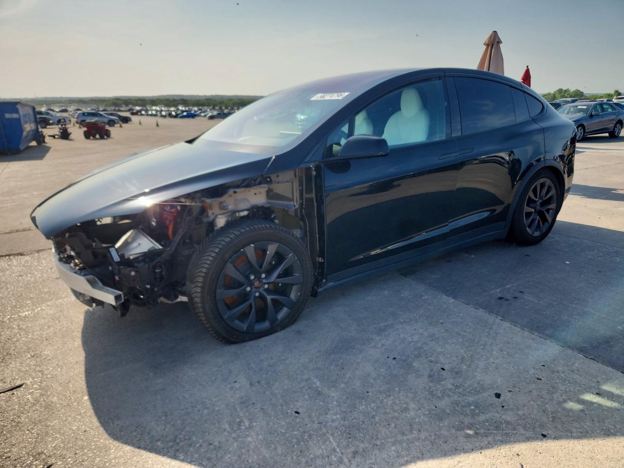 2023 Tesla Model X, VIN 7SAXCDE54PF385322 — Front end