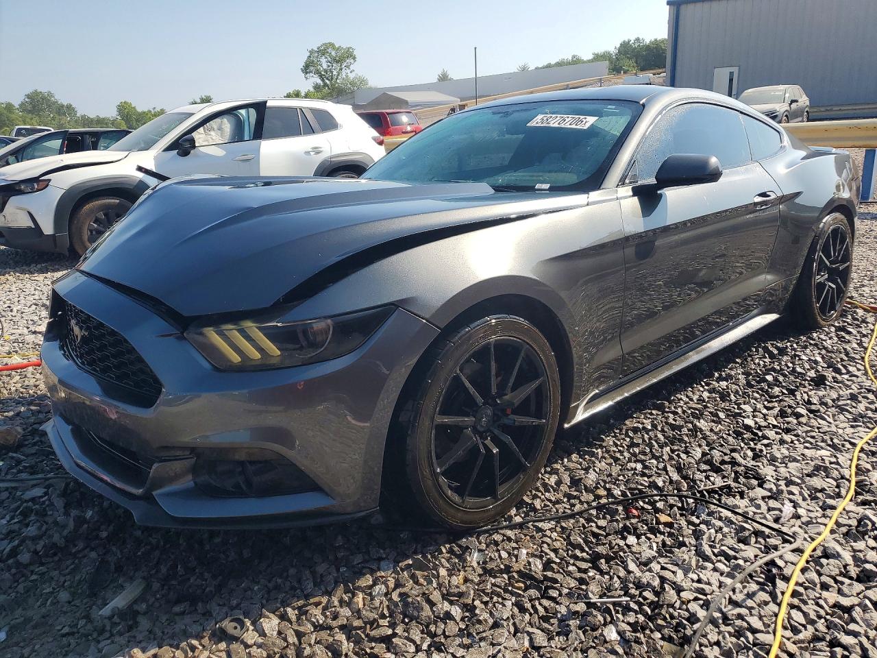 2016 Ford Mustang V6, VIN 1FA6P8AM1G5293027 — Front end