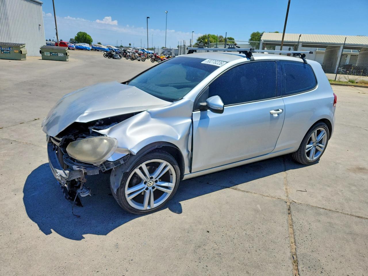 2010 Volkswagen Golf, VIN WVWAB7AJ8AW167400 — Перед