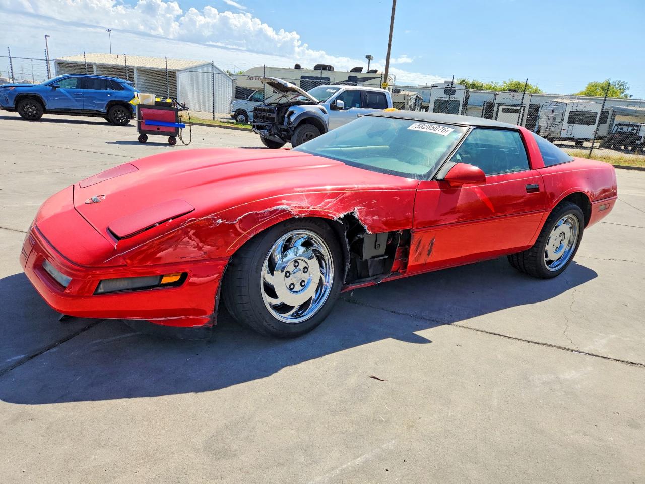 1996 Chevrolet Corvette, VIN 1G1YY22P0T5118440 — Front end