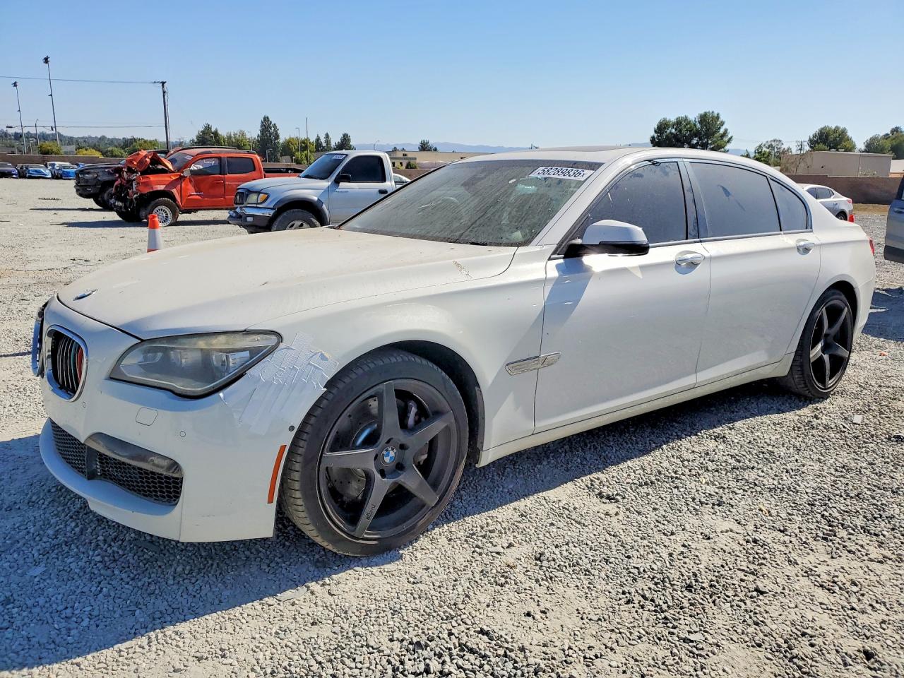 2015 BMW 7 Series 750Li, VIN WBAYE8C58FD781620 — Front end