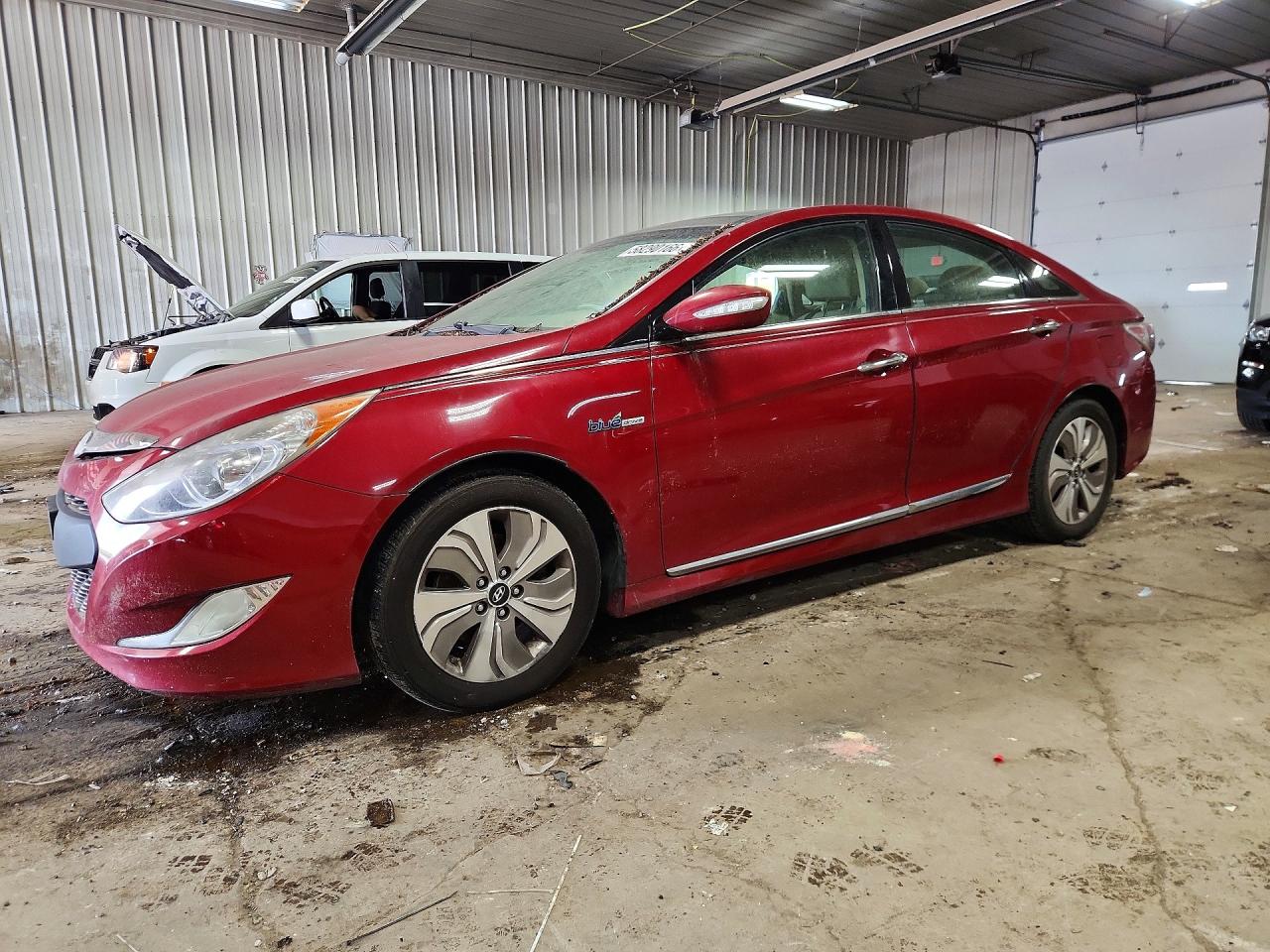 2013 Hyundai Sonata Limited, VIN KMHEC4A45DA066769 — Minor dents and scratches