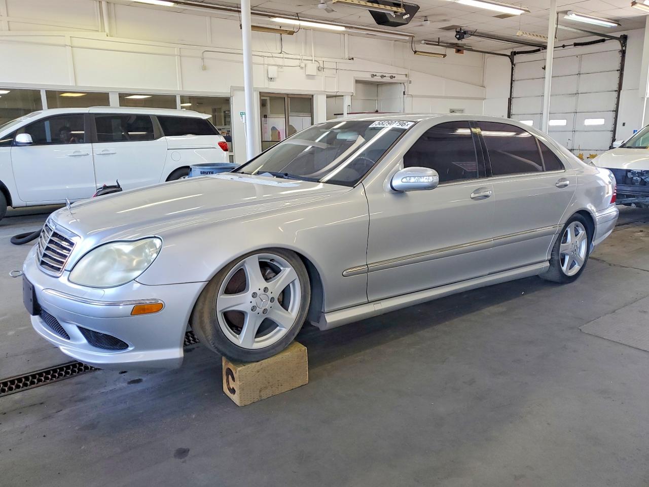 2004 Mercedes-Benz S 500, VIN WDBNG75J54A403594 — Mechanical