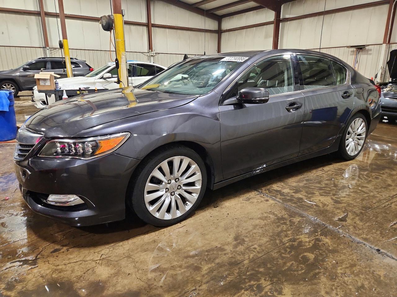 2015 Acura RLX Advance, VIN JH4KC1F93FC000933 — Rear end