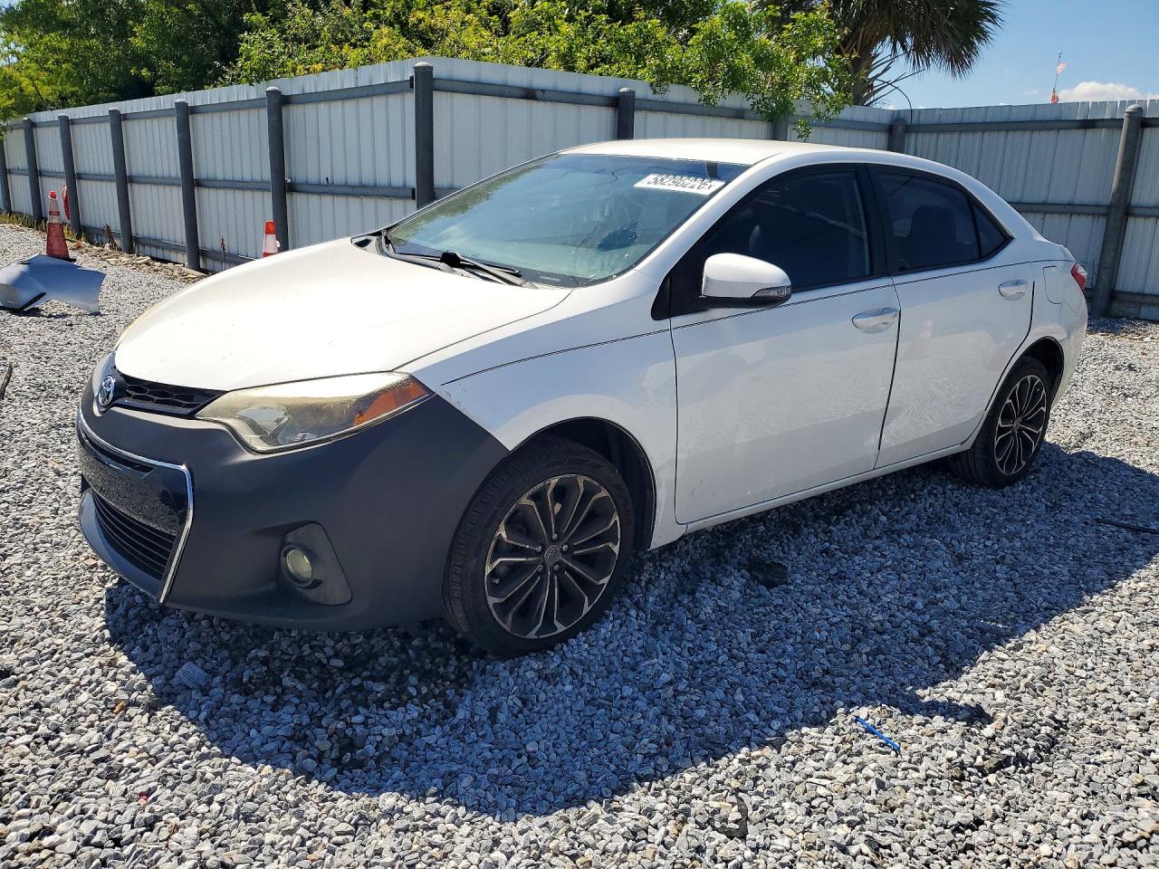 2014 Toyota Corolla LE, VIN 2T1BURHE3EC002579 — Minor dents and scratches