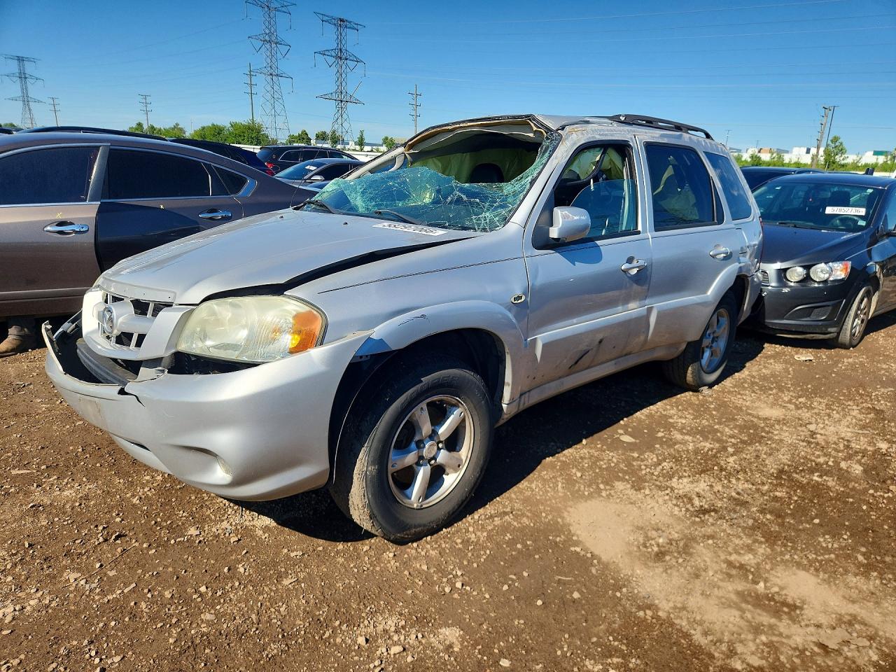 2005 Mazda Tribute S, VIN 4F2CZ06185KM47562 — Front end