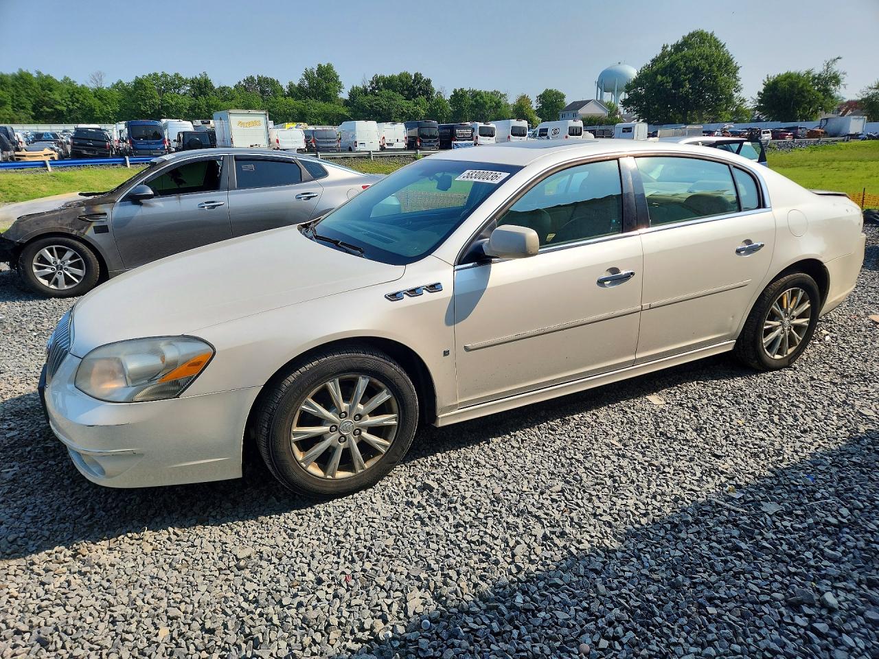 2010 Buick Lucerne, VIN 1G4HF5E1XAU110866 — Зад