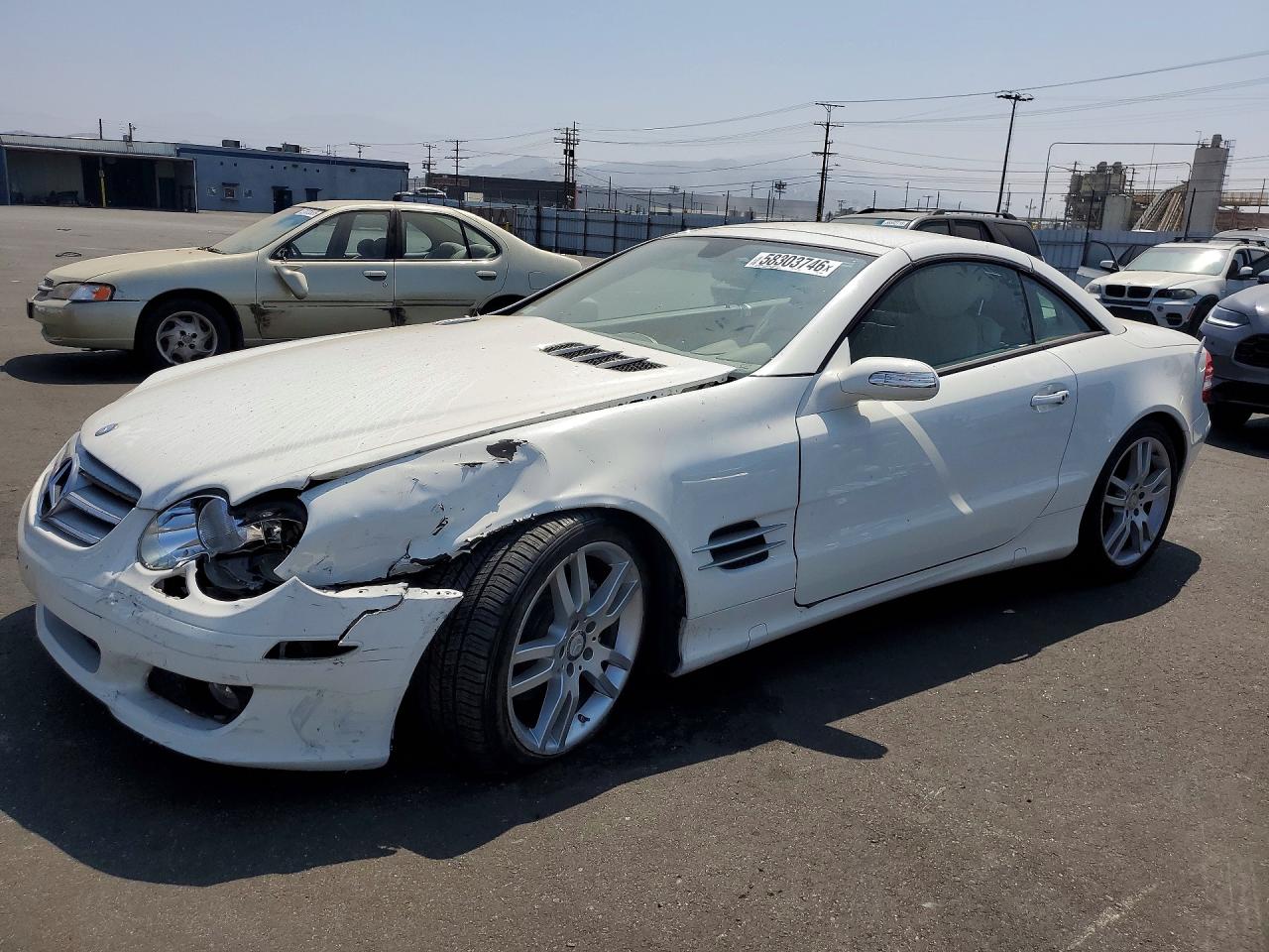 2008 Mercedes-Benz SL 550, VIN WDBSK71F08F140068 — Front end