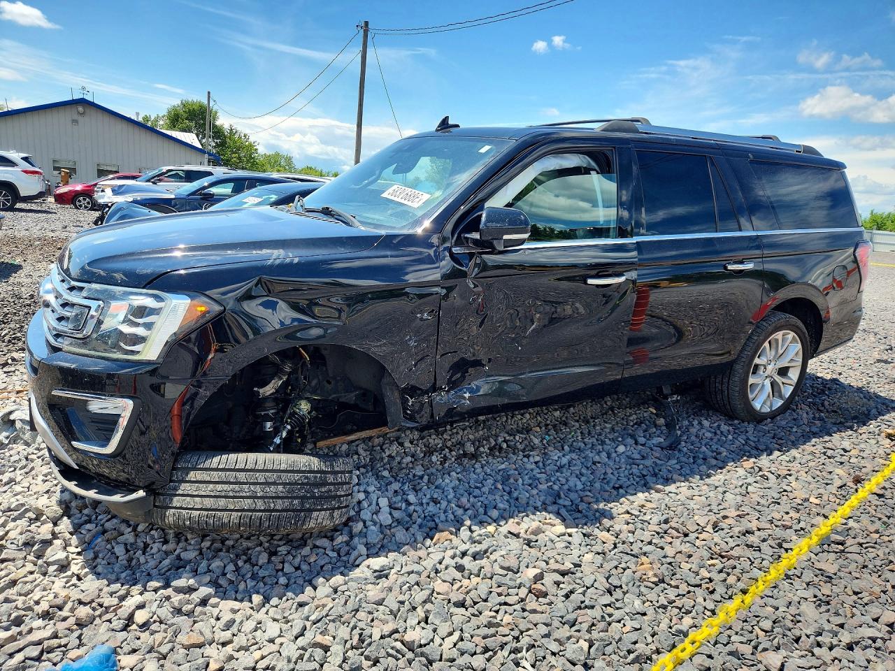 2018 Ford Expedition Max Limited, VIN 1FMJK2AT2JEA04506 — Side
